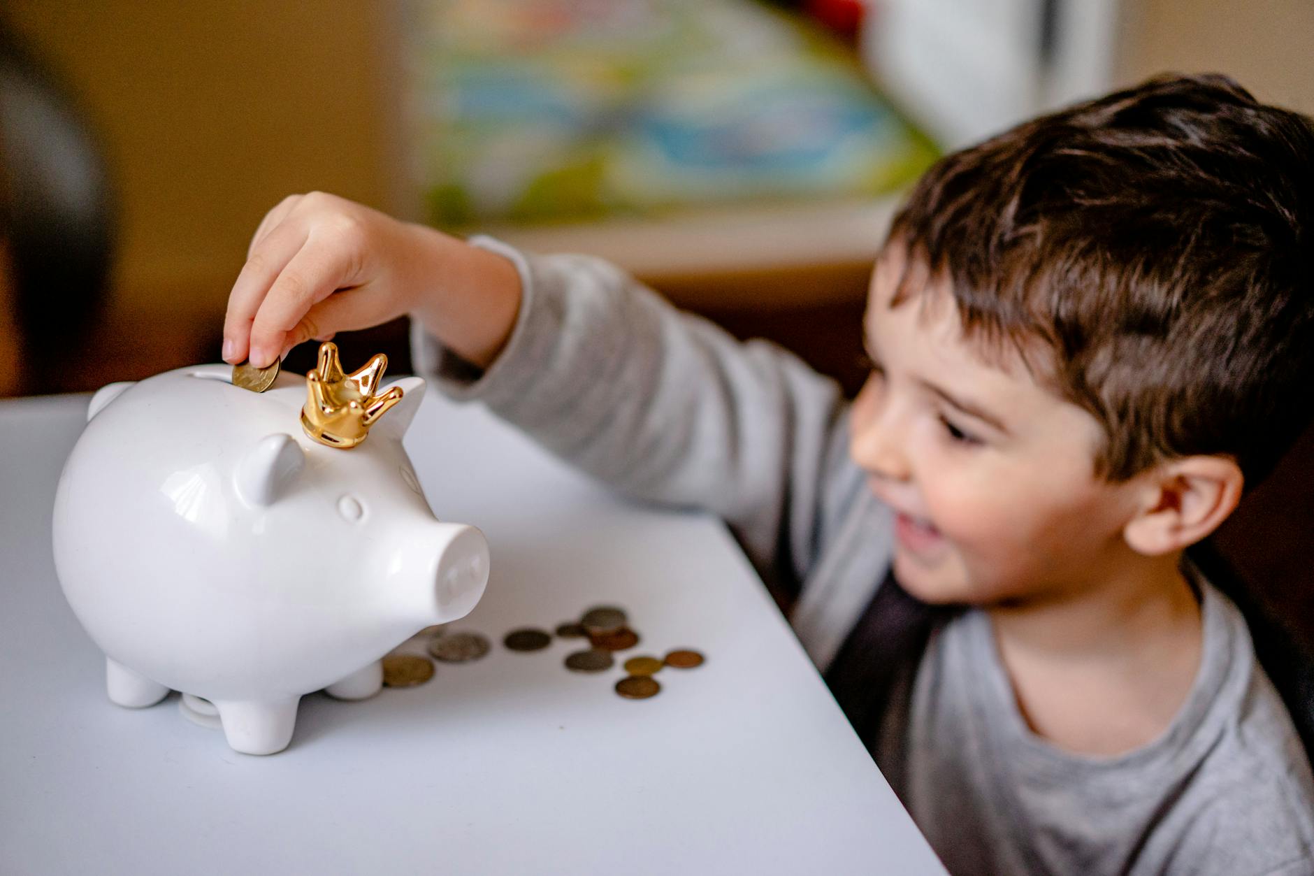 3 Reasons to Teach Your Kids About Money Early
